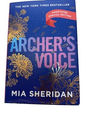 NWT - Archer's Voice by Mia Sheridan Annotated Special Edition Book Hardback